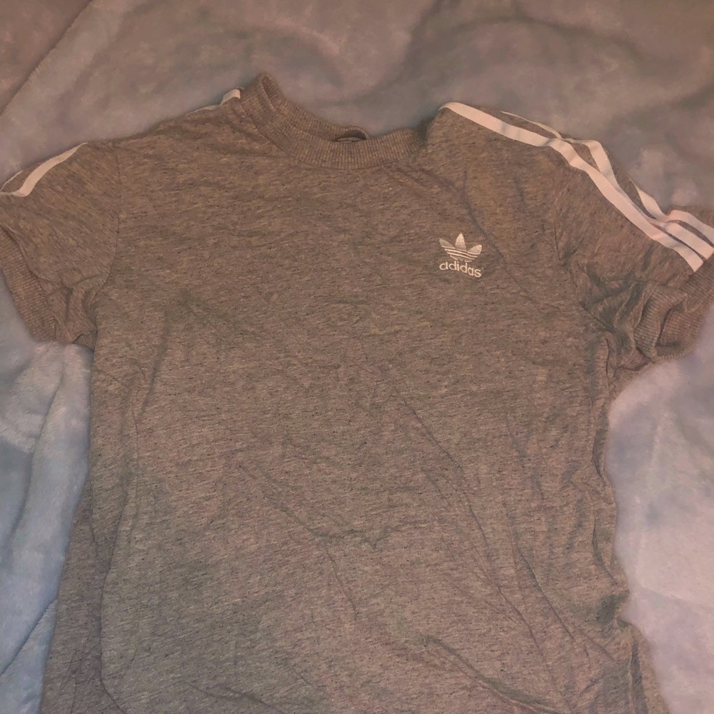 adidas short sleeve top